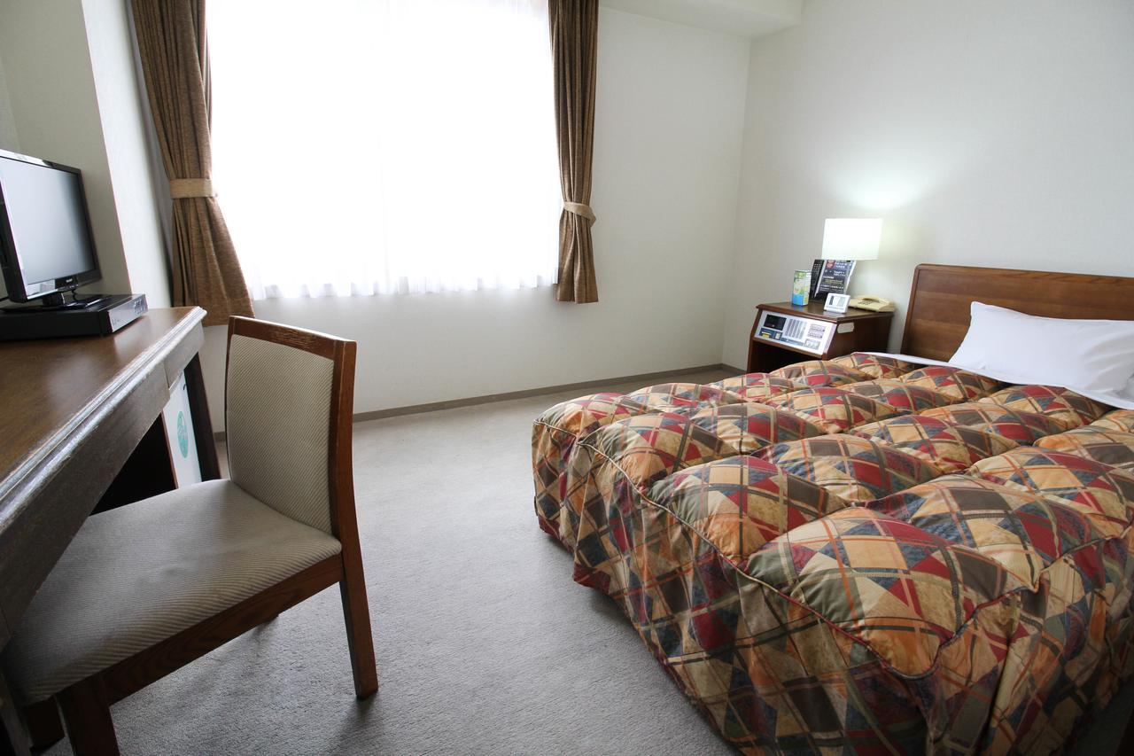 Neyagawa Trend Hotel Zewnętrze zdjęcie